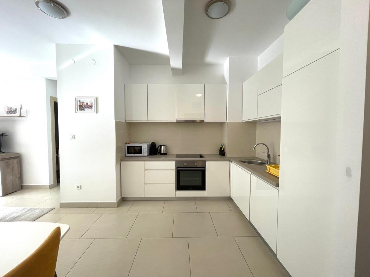 Lavender Bay Lux G5 *